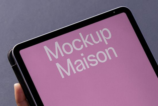 Digital tablet mockup with clear screen displaying 'Mockup Maison' text in modern font for graphic design presentations.