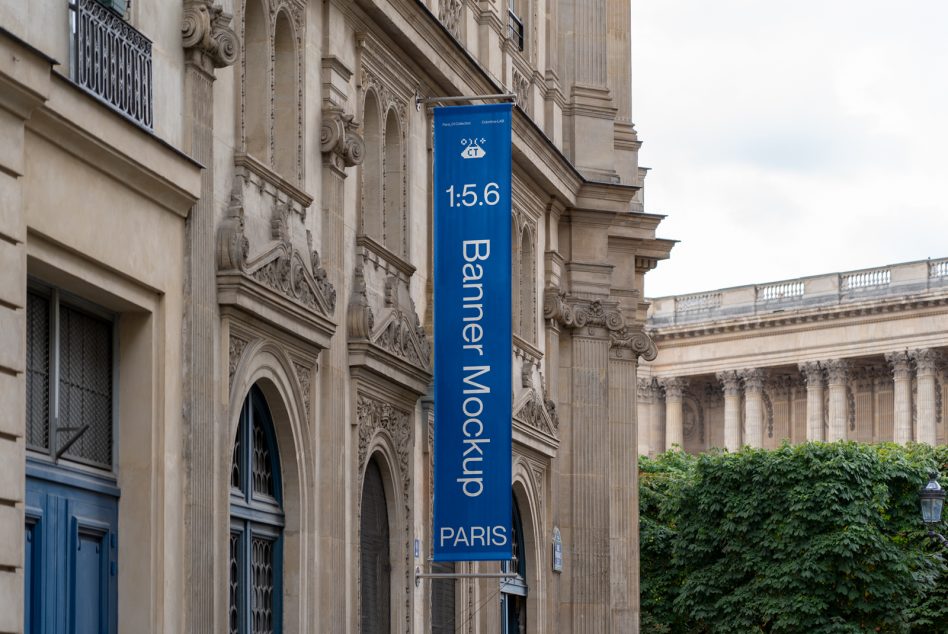 Blue vertical banner on classical building, 1:5.6 ratio, Paris location