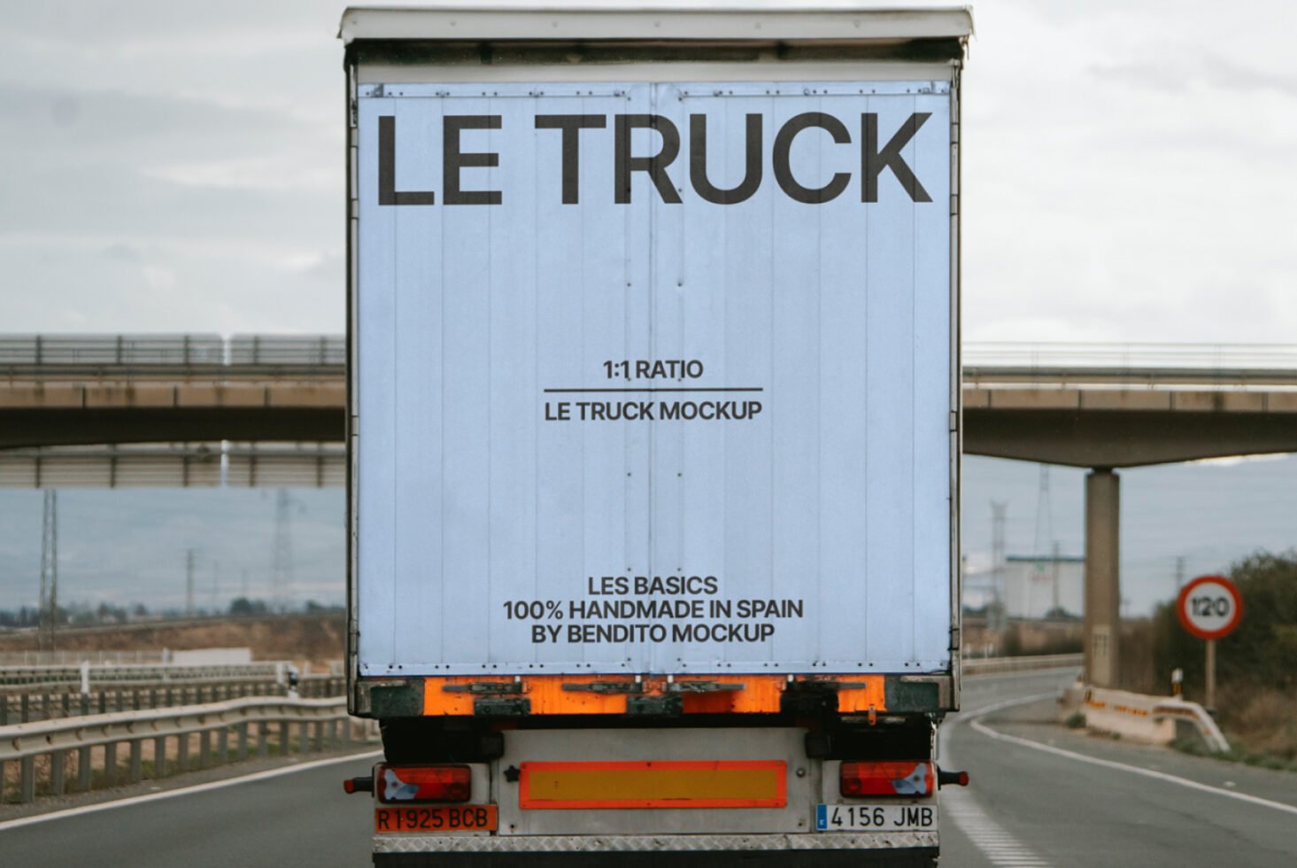 Truck mockup image with text Le Truck 1:1 ratio 100 percent handmade in Spain. Perfect for designers seeking high-quality graphics and templates.
