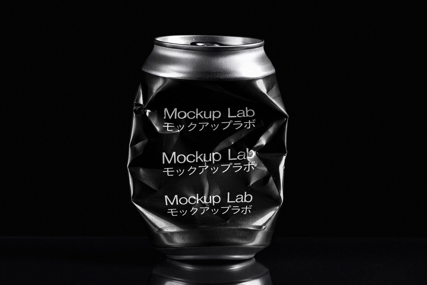 Dented metal can mockup with Japanese text on black background, ideal for designers creating beverage packaging concepts, high contrast, realistic.