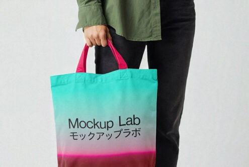 Gradient tote bag in turquoise to magenta with Mockup Lab bilingual branding