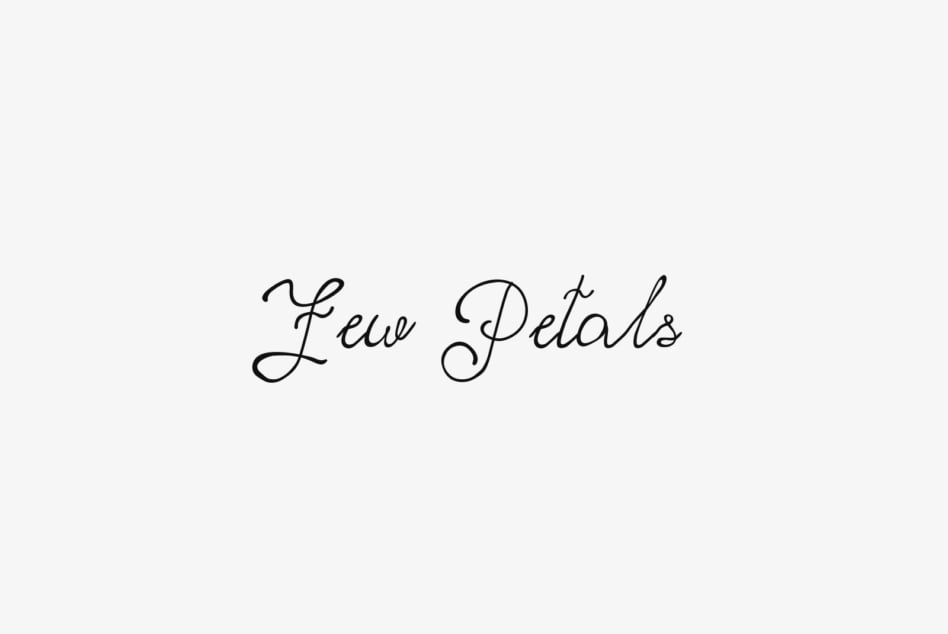 Elegant script font displaying "Few Petals" in flowing cursive strokes