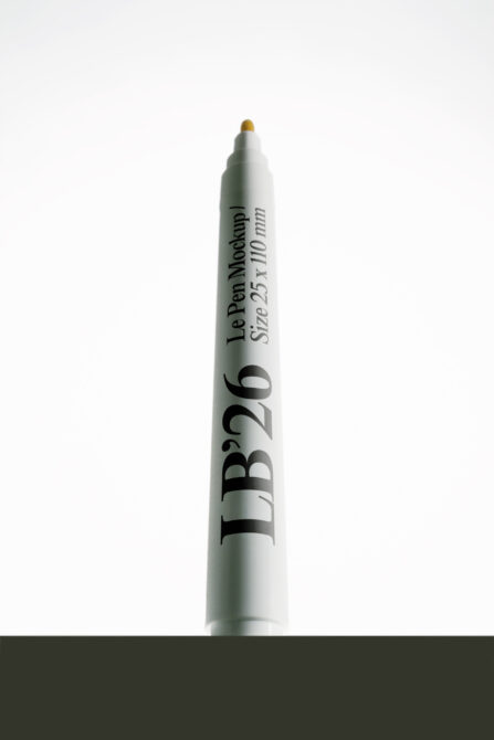 Le Pen marker mockup with gold tip on minimal white background