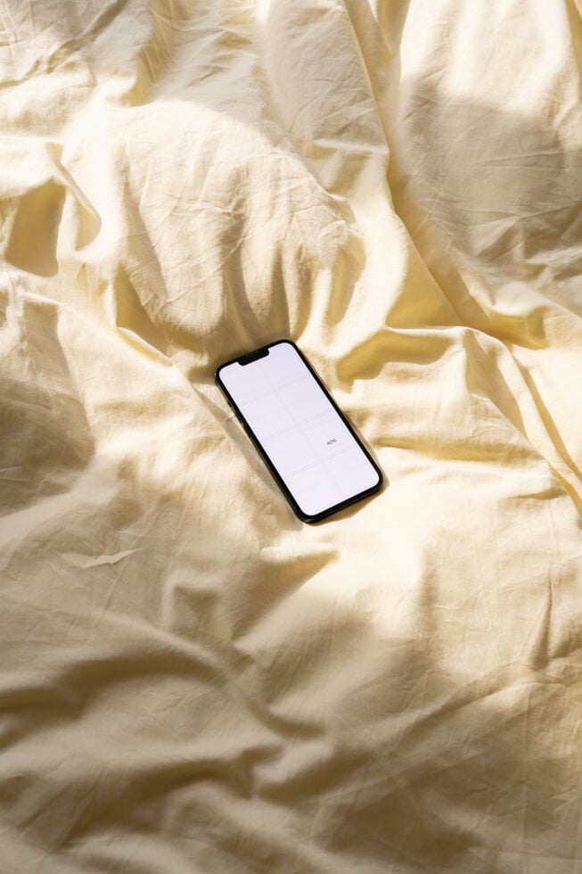iPhone Fabric Mockup Acte–003 mockup by Acte