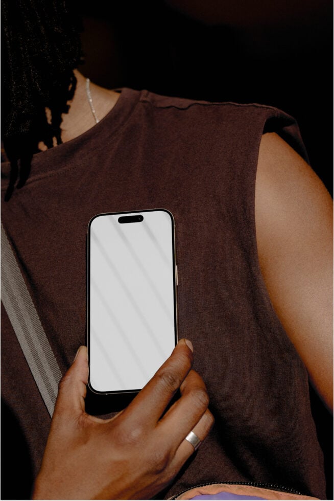 iPhone Mockup 073 mockup by Akoya Mockups