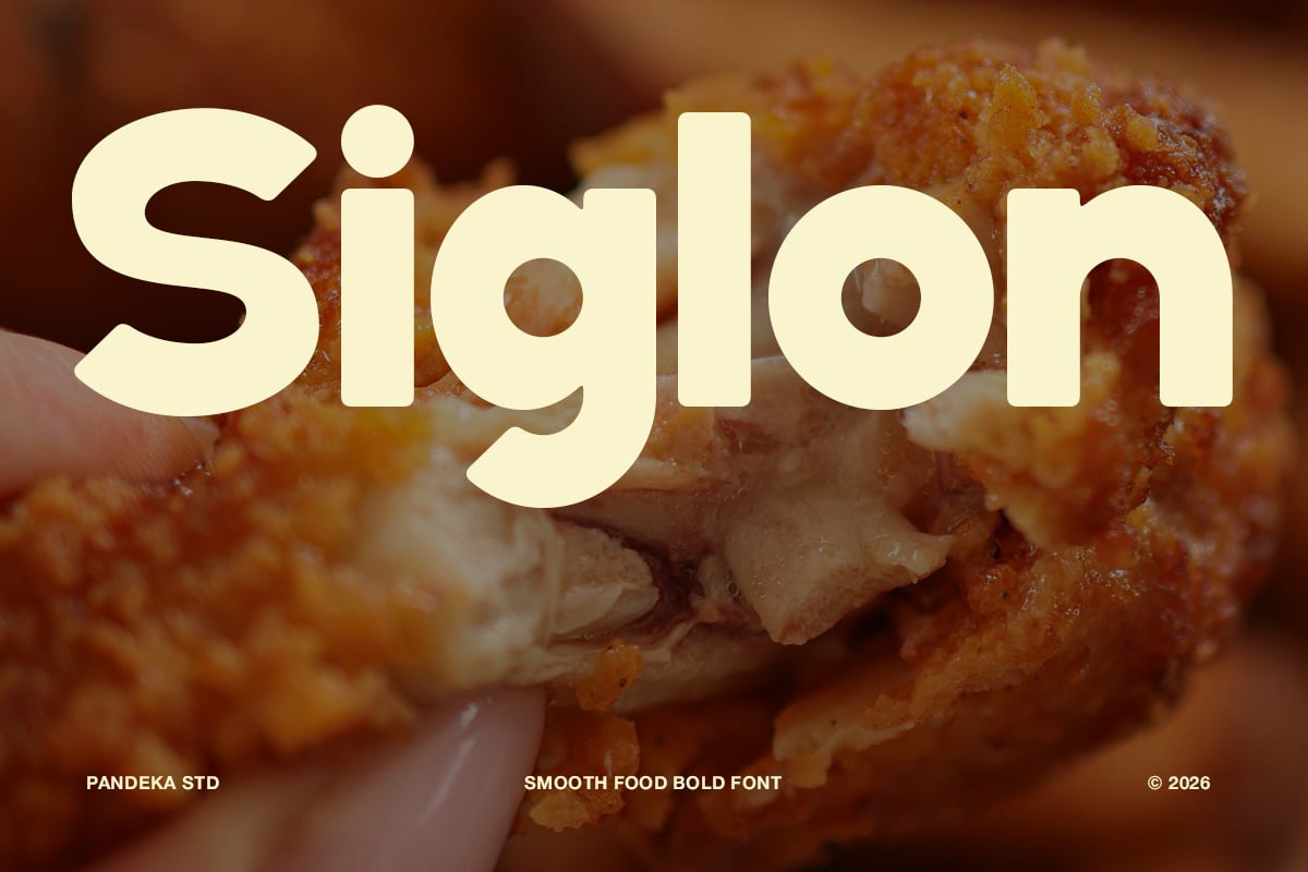 Smooth Food Bold font overlaid on crispy fried chicken close-up shot